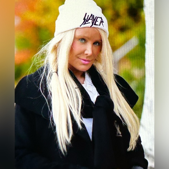 HAPPY FALL FROM BEAUTIFUL BOSTON & MAINE!! The color of the leaves are stunning! - Picture 11 of 17